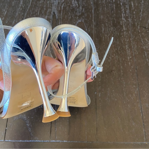 Marc‎ Fisher Calisty Silver Glitter Metallic Heels Strappy Sandals 7M Clear - Picture 11 of 13